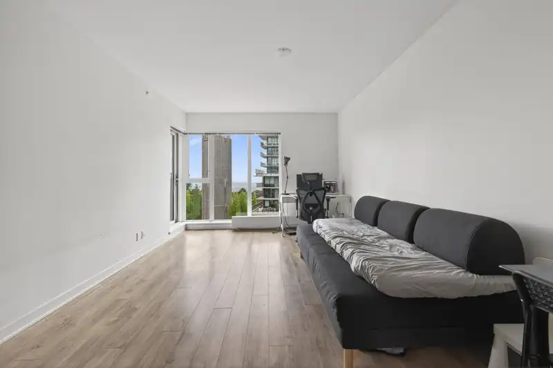1103 8940 UNIVERSITY CRESCENT - photo 4 of 30