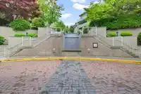 316 301 MAUDE ROAD - thumbnail 25