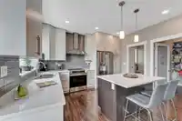 6185 REXFORD DRIVE - thumbnail 3