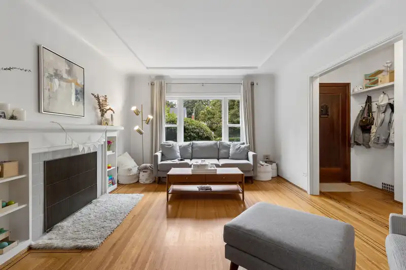 2966 W 33RD AVENUE - photo 2 of 38
