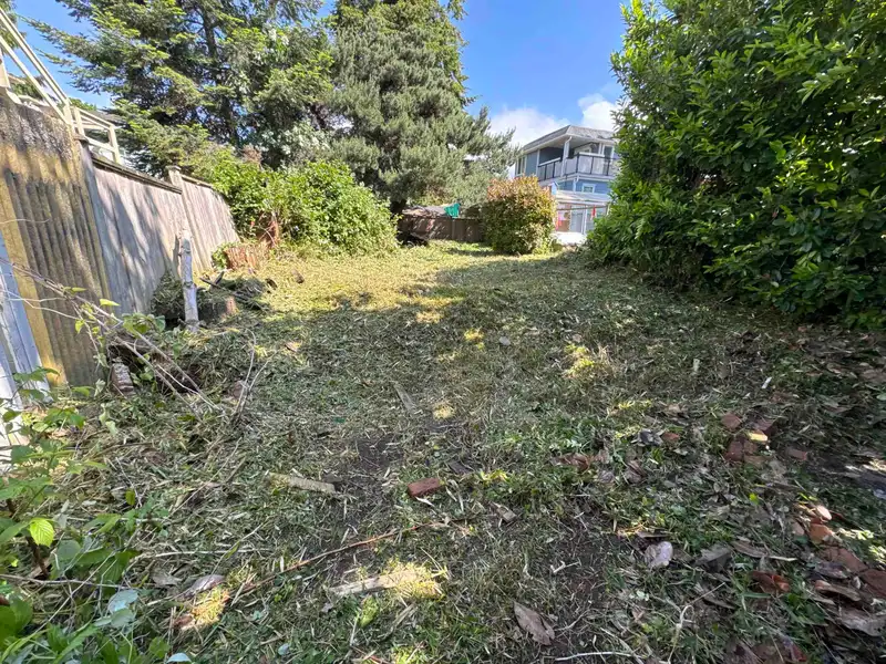 15671 MARINE DRIVE - photo 4 of 6