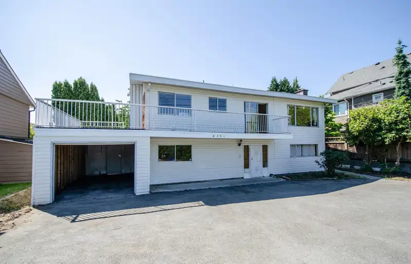 6531 NO. 2 ROAD - photo 2 of 37