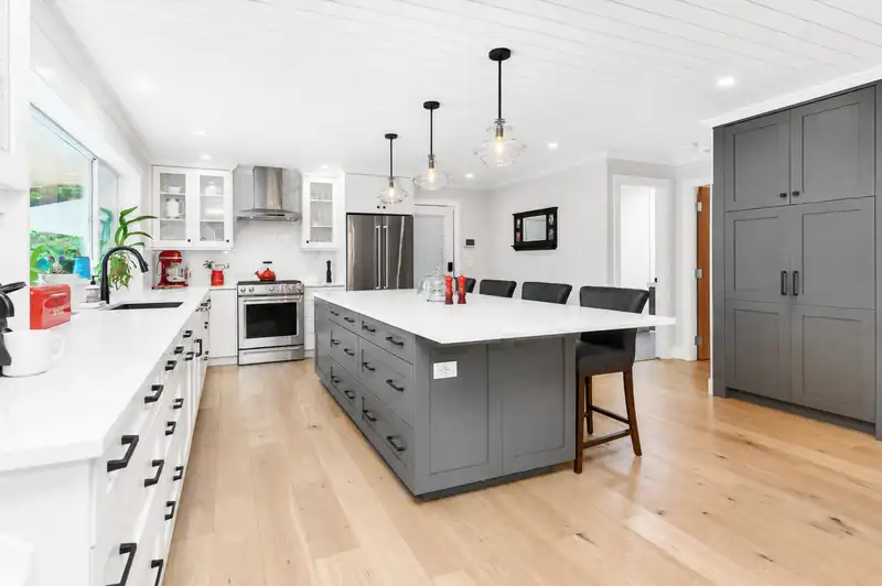 30178 MALQUIST AVENUE - photo 4 of 39
