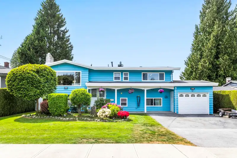 944 PORTER STREET - photo 1 of 40