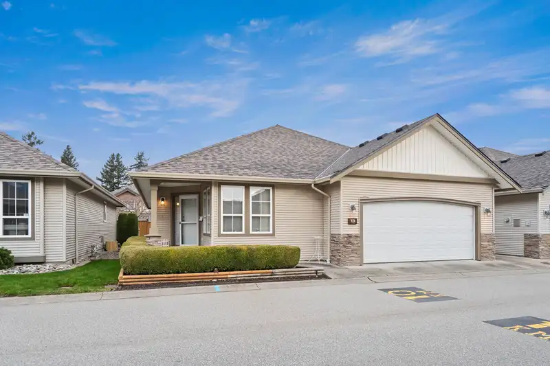 13 45819 STEVENSON ROAD - photo 1 of 40
