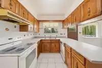 5180 SPRINGDALE COURT - thumbnail 15