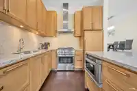 2 5879 GRAY AVENUE - thumbnail 6