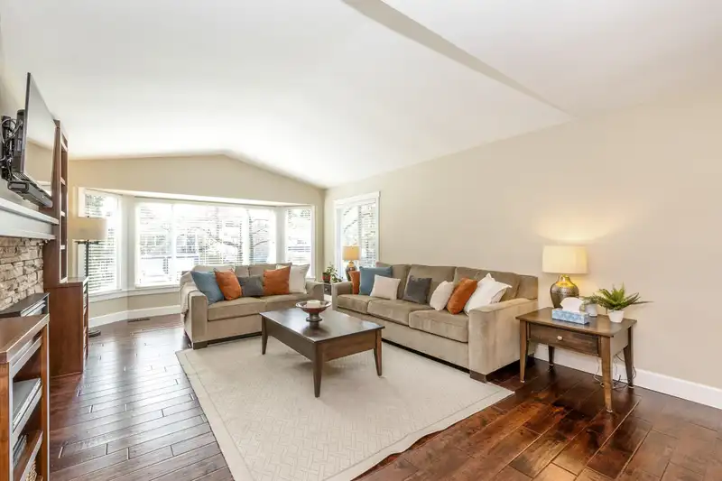 20885 124TH AVENUE - photo 4 of 31