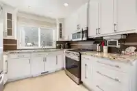 11169 MASON PLACE - thumbnail 10