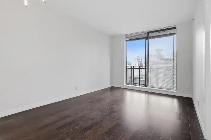1507 788 RICHARDS STREET - photo 3 of 28