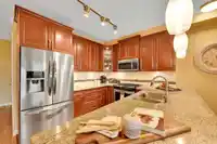 411 8157 207 STREET - thumbnail 13