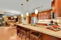 411 8157 207 STREET - thumbnail 10