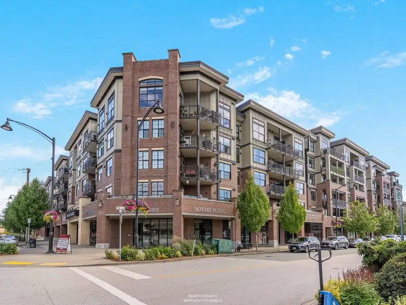 308 22638 119 AVENUE - photo 1 of 17