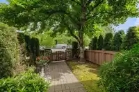 3 20460 66 AVENUE - thumbnail 4