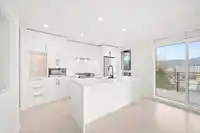 405 3038 ST GEORGE STREET - thumbnail 3