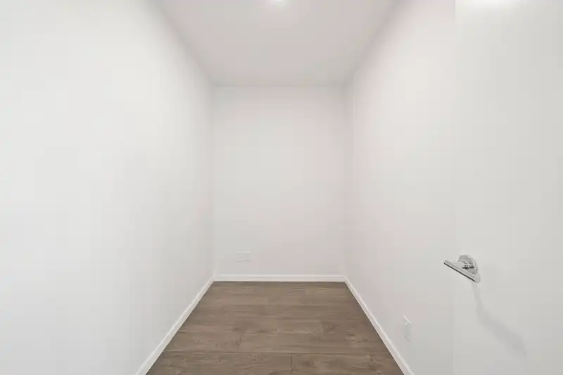 604 6788 MINORU BOULEVARD - photo 4 of 34