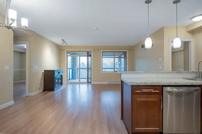 207 8157 207 STREET - photo 2 of 33