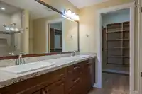 207 8157 207 STREET - thumbnail 20