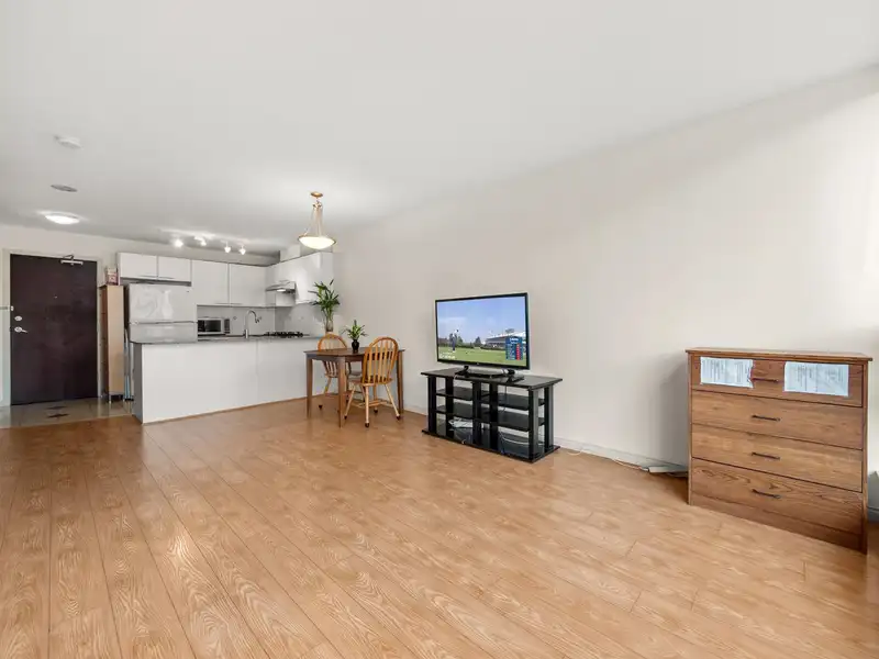 905 8100 SABA ROAD - photo 4 of 21