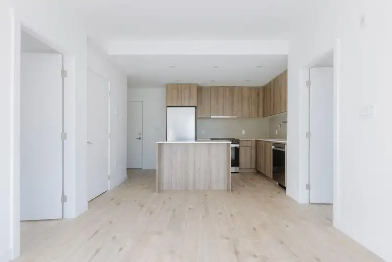 305 3594 MALSUM DRIVE - photo 3 of 11