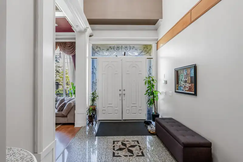 6753 134A STREET - photo 3 of 38