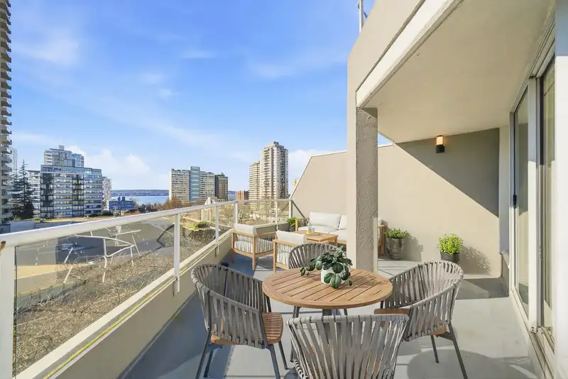 702 1771 NELSON STREET - photo 2 of 40