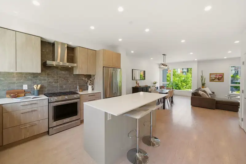 59 3597 MALSUM DRIVE - photo 1 of 38