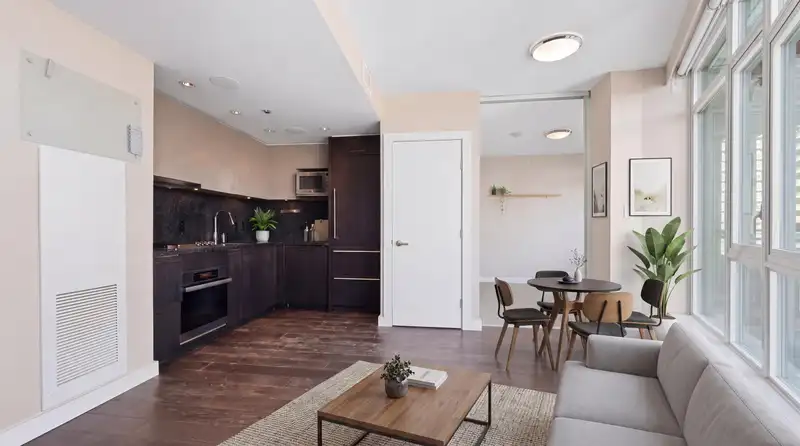 3507 1372 SEYMOUR STREET - photo 3 of 39