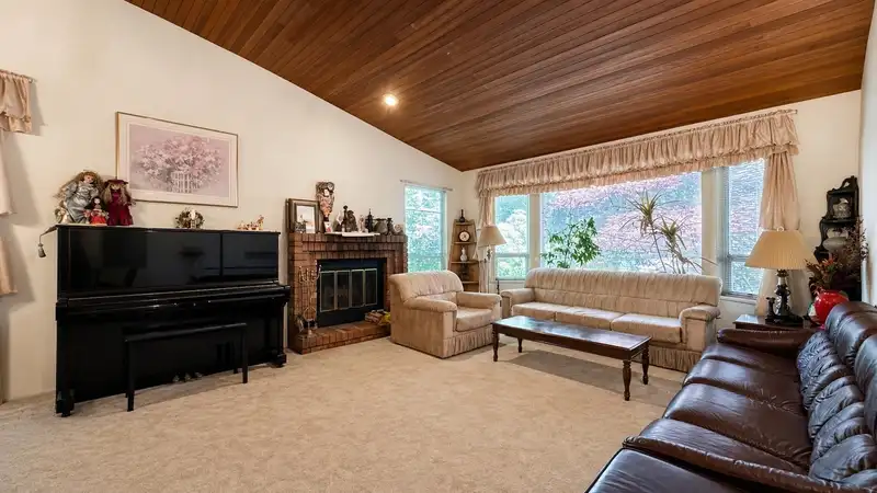 1679 WESTOVER ROAD - photo 4 of 24