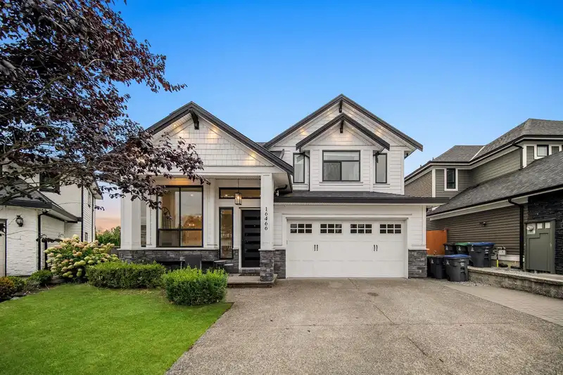 16466 103 AVENUE - photo 1 of 40