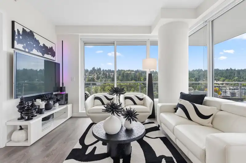 1607 305 MORRISSEY ROAD - photo 1 of 40