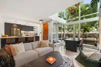 110 161 W GEORGIA STREET - thumbnail 1