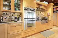 821 JACKSON CRESCENT - thumbnail 11