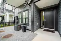 8142 202 STREET - thumbnail 2