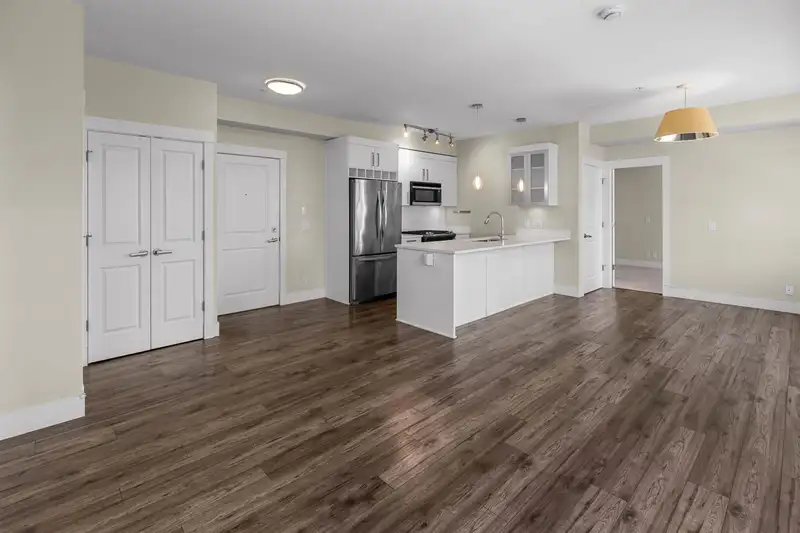 311 22327 RIVER ROAD - photo 4 of 29