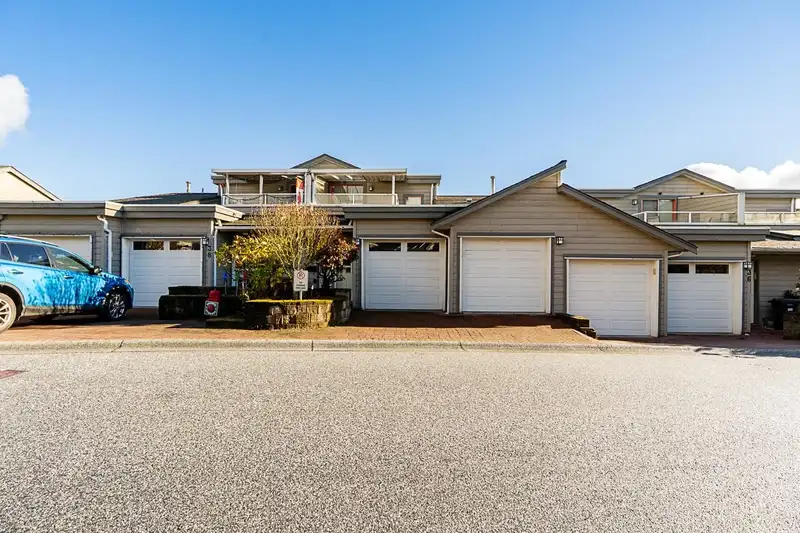 37 323 GOVERNORS COURT - photo 1 of 33