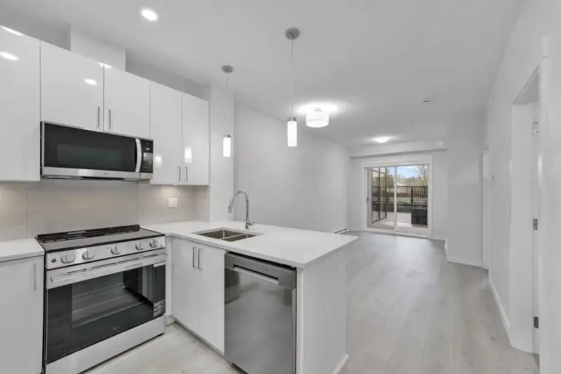 100 33886 PINE STREET - photo 3 of 30