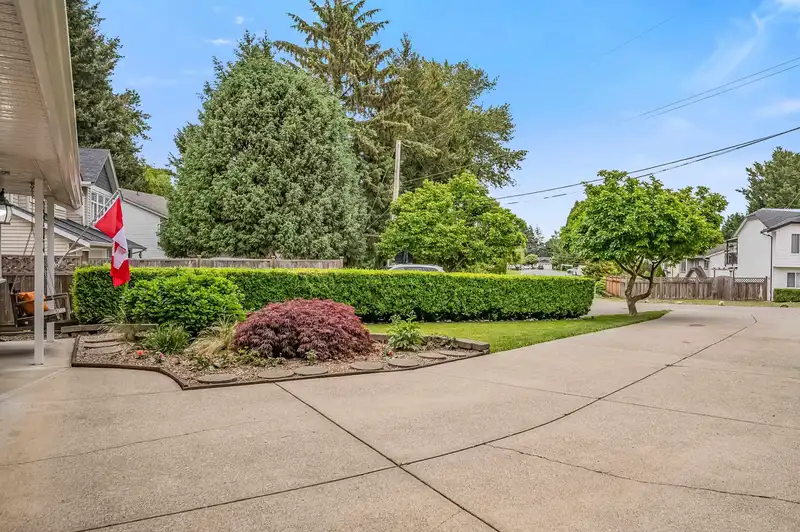 3283 273 STREET - photo 3 of 40
