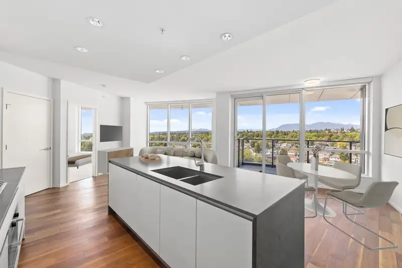 1505 8555 GRANVILLE STREET - photo 1 of 40
