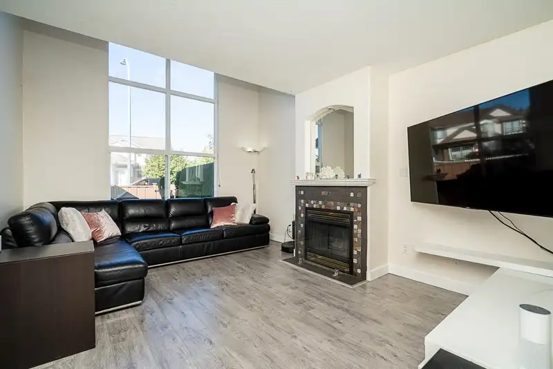 52 1370 RIVERWOOD GATE - photo 1 of 38