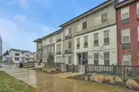 13 8161 201 STREET - thumbnail 3