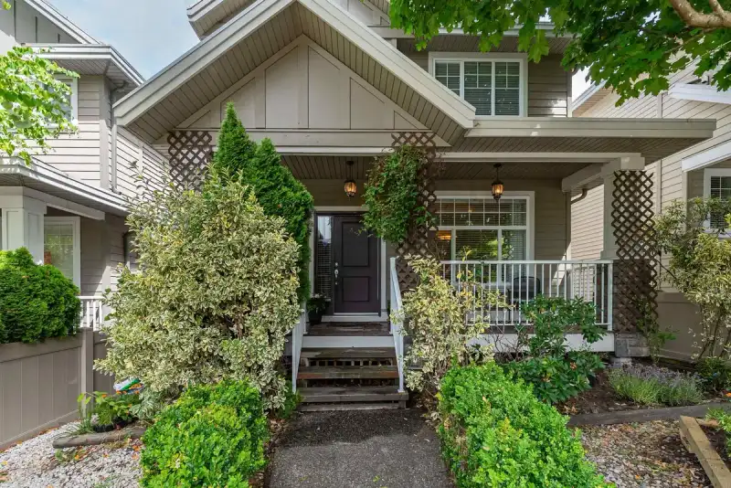 2914 152 STREET - photo 1 of 38