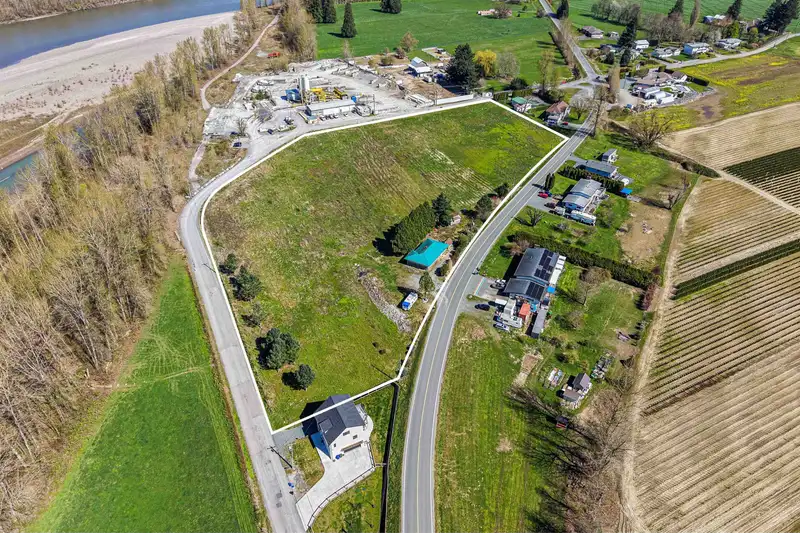 10715 TOWER ROAD - photo 2 of 22