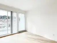 302 3055 MURRAY STREET - thumbnail 3