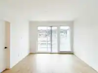 302 3055 MURRAY STREET - thumbnail 5