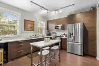 25 2495 DAVIES AVENUE - thumbnail 11