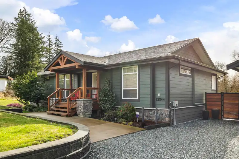 23544 20 AVENUE - photo 1 of 40