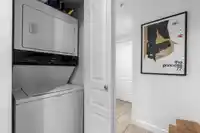 302 333 E 1ST STREET - thumbnail 11