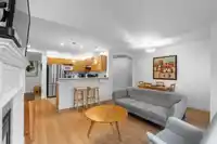 302 333 E 1ST STREET - thumbnail 9
