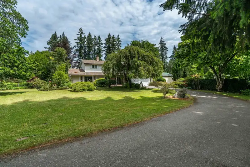 7538 240 STREET - photo 2 of 39